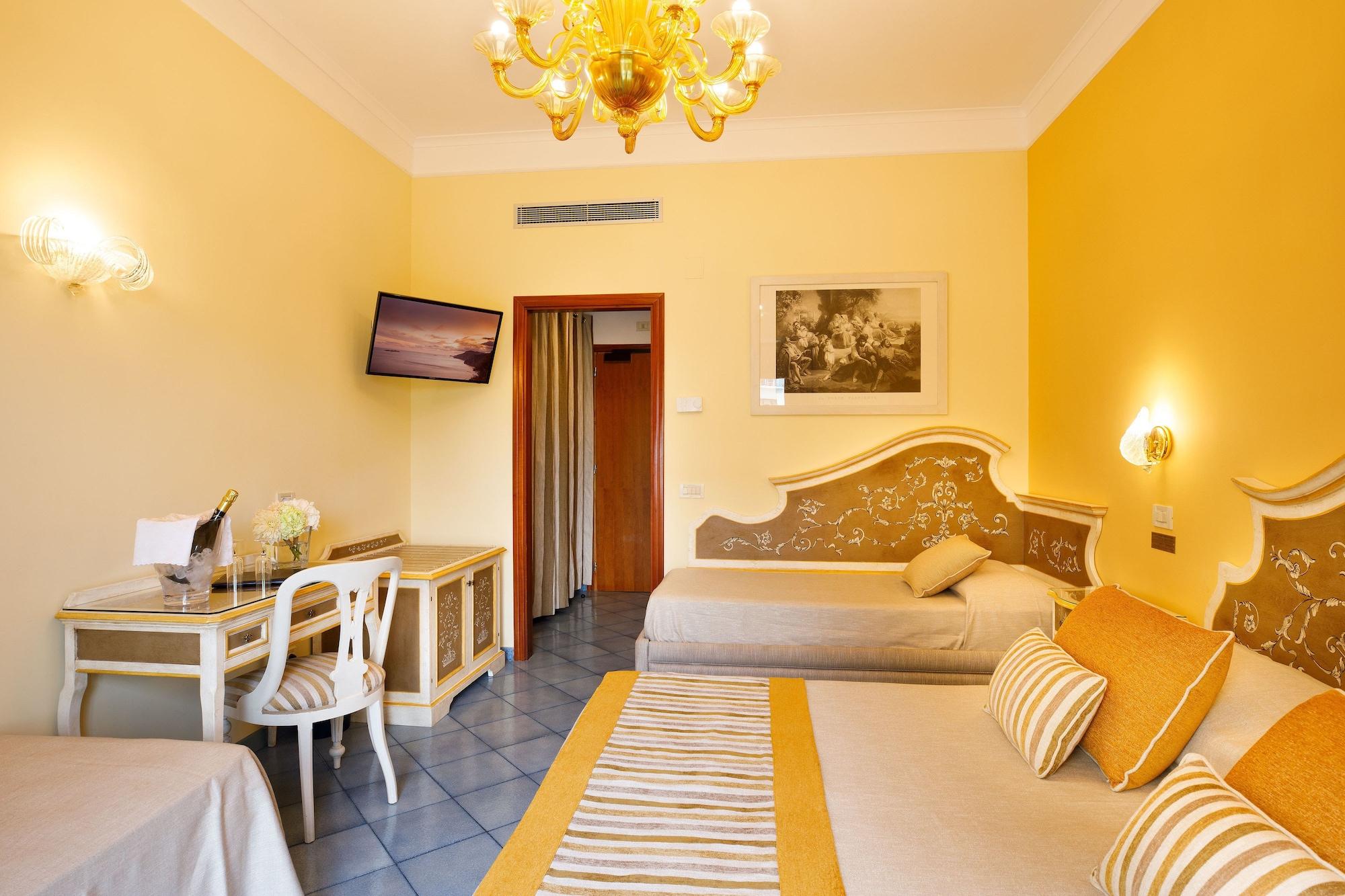 Hotel Zi' Teresa Сорренто Экстерьер фото