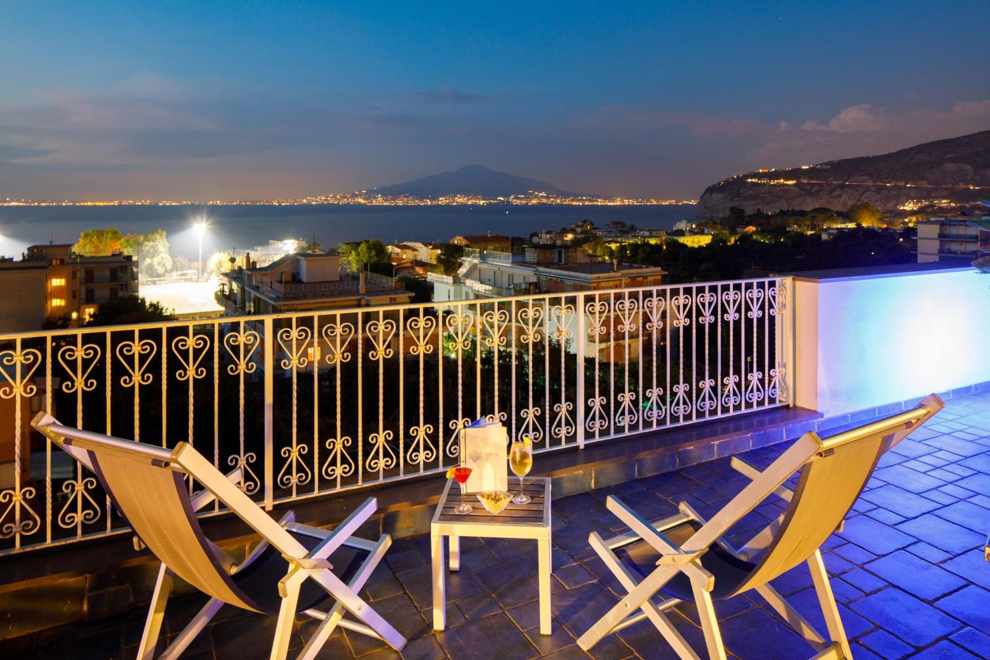 Hotel Zi' Teresa Сорренто Экстерьер фото