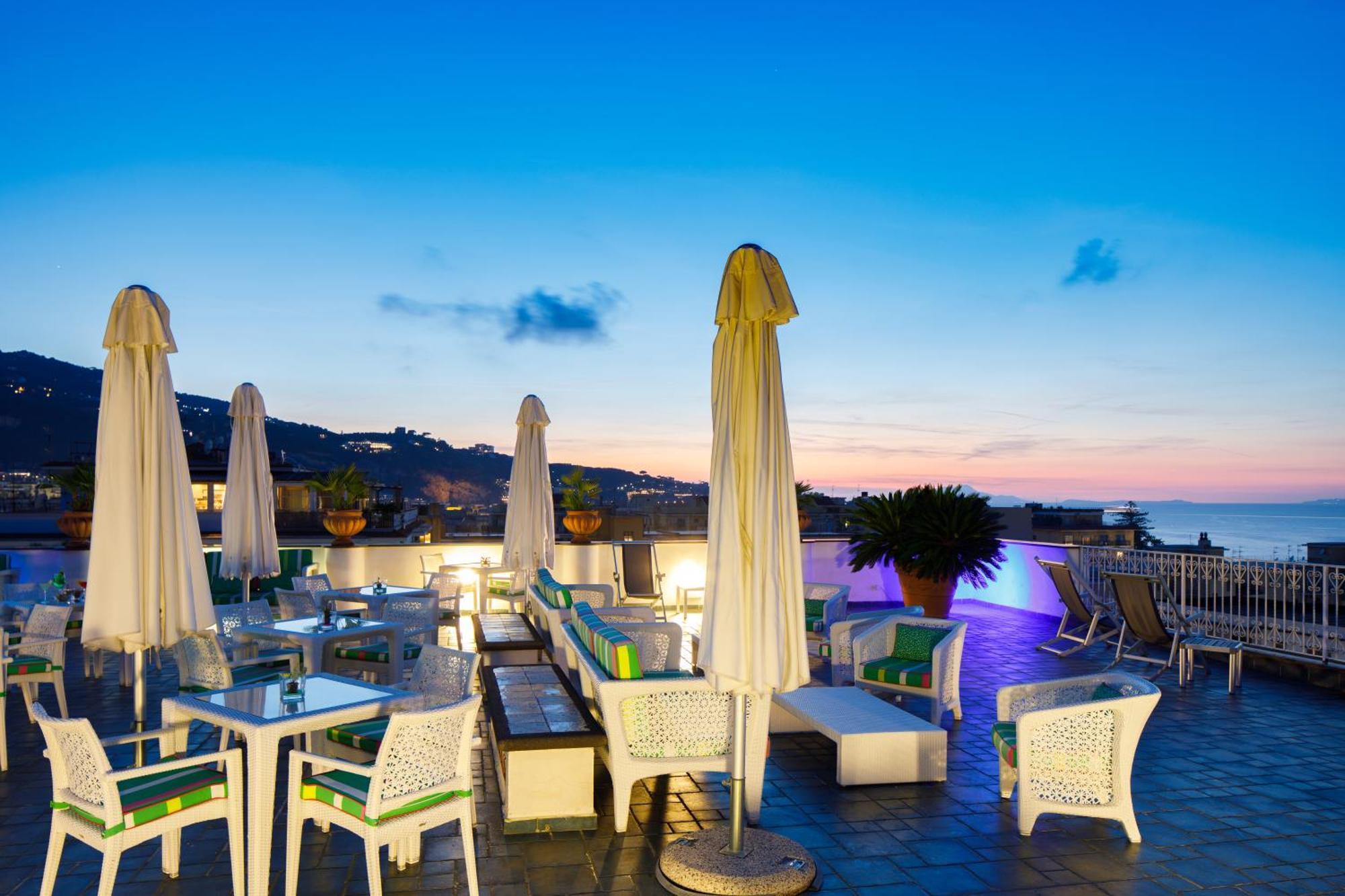 Hotel Zi' Teresa Сорренто Экстерьер фото