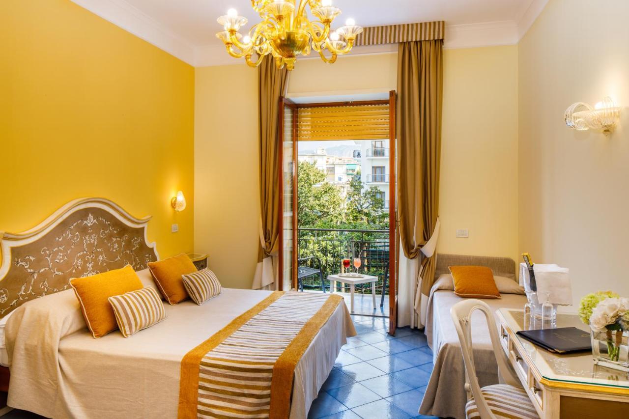 Hotel Zi' Teresa Сорренто Экстерьер фото