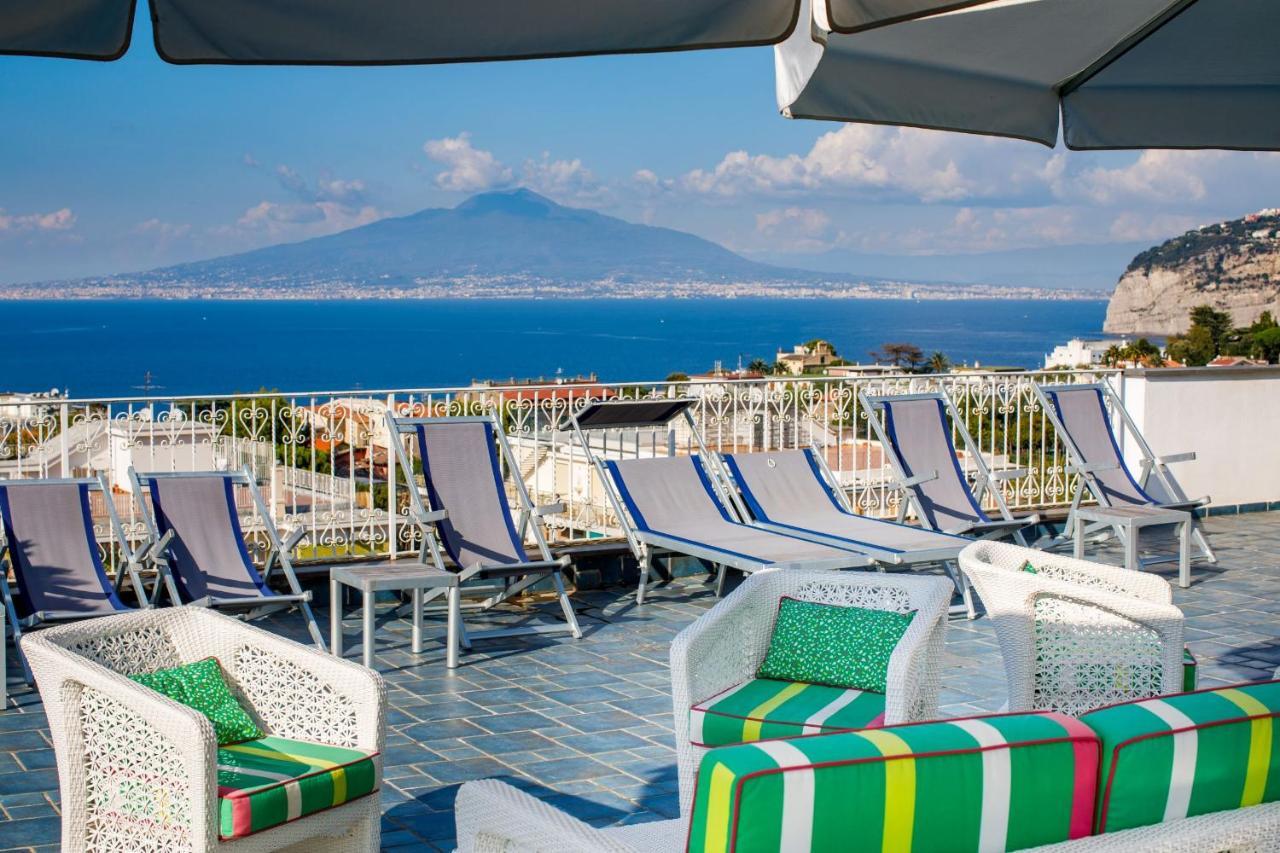 Hotel Zi' Teresa Сорренто Экстерьер фото